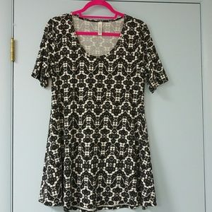 Lularoe Perfect T